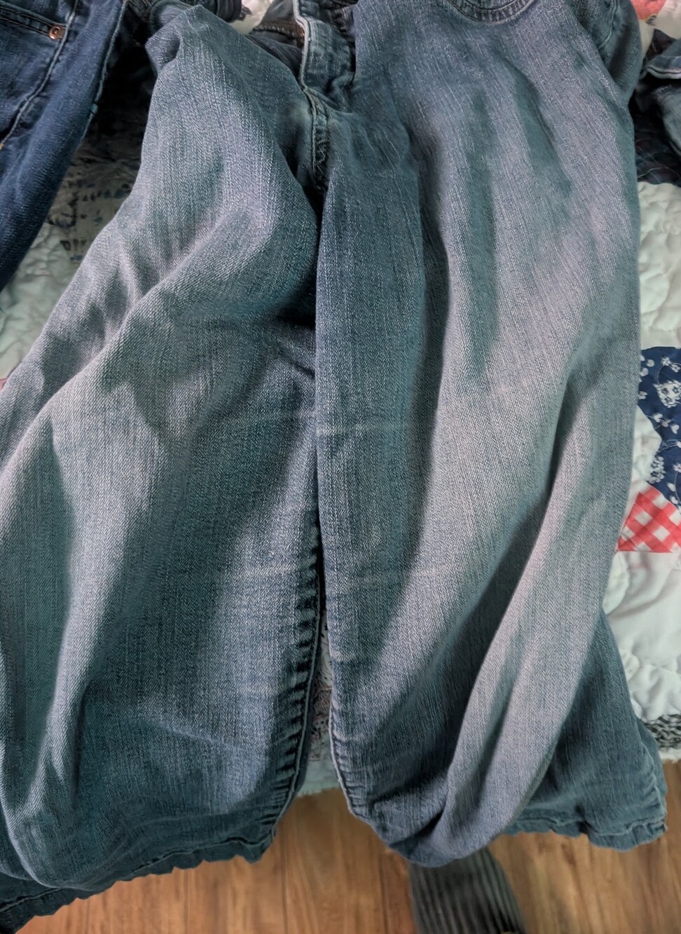 Womans Relaxed Fit Blue Jeans
